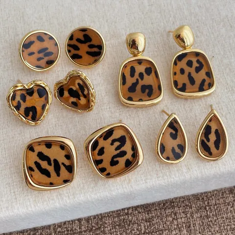 Orecchini a Bottone Vintage Con Stampa Leopardata da Donna in Lega Placcata Oro Geometrici a Cuore Tondi Orecchini a Pendente Gioielli di Moda