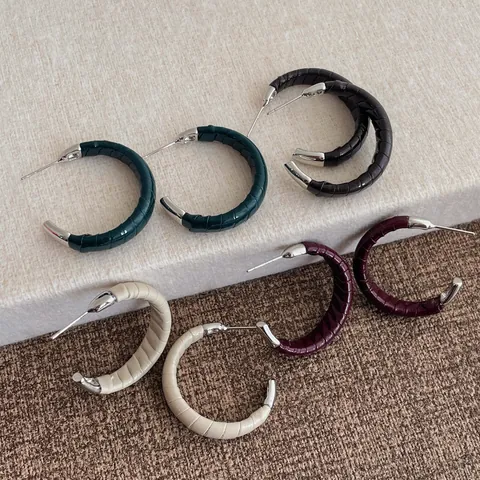 Boucles d'Oreilles Créoles en C Vintage Chic pour Femmes Minimaliste Motif Crocodile Similicuir Alliage Tige en Cuivre Bijoux