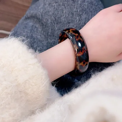Vintage Leopardenmuster Harz Armreif Armband Für Damen Französischer Minimalismus Schildpatt Breit Schmal Mode Schmuck Geschenk