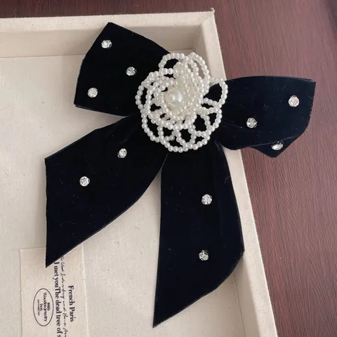 Vintage Elegant Black Velvet Bow Flower Brooch With Faux Artificial Pearl Rhinestone Alloy Decorative Pin For Women Banquet Wedding Accessories