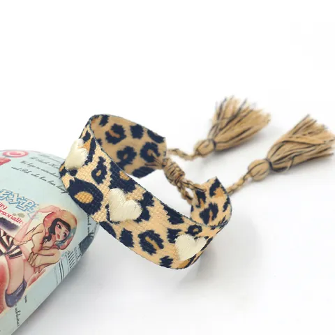 Boho Geweven Luipaard Hart Armband Met Kwastjes Geborduurd Stof Polsbandje Vintage Etnische Verstelbare Sieraden Voor Dames