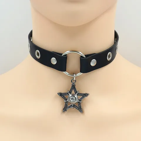 Collier Ras du Cou en Cuir PU Punk Rock Gothique Avec Pendentif Étoile en Strass Rivets en Métal Vintage Bande de Cou Réglable Bijoux Femme