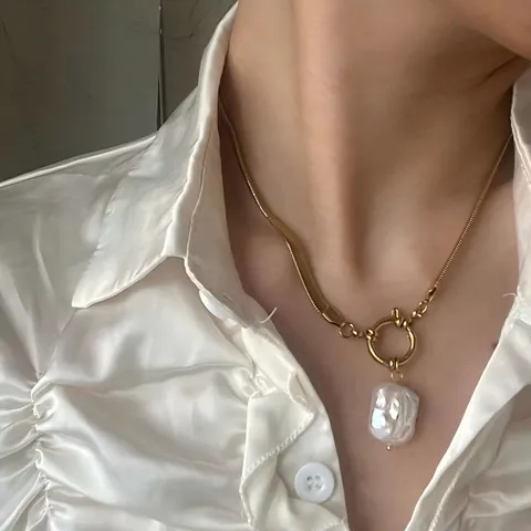 Collana Pendente Perla Artificial Barocca Placcato Oro 18K Acciaio Inossidabile Catena Serpente Impermeabile Gioielli Vintage Stile Francese Donna