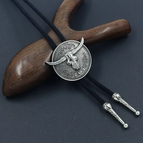 Vintage Western Bull Head Skull Bolo Tie For Men Alloy Pendant Black Braided Rope Necklace Retro Cowboy Accessory