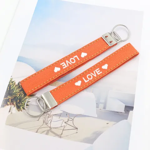 Llavero de Cinta de Poliéster Bordado Letras Corazón Correa de Muñeca Estilo Étnico Bohemio Anillo para Accesorio de Bolso