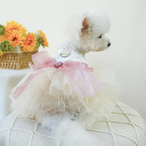 Luxury Pet Dog Cat Princess Wedding Dress Elegant Lace Mesh Tutu Skirt With Large Bowknot Heart Rhinestone For Small Puppy Birthday Party Dress