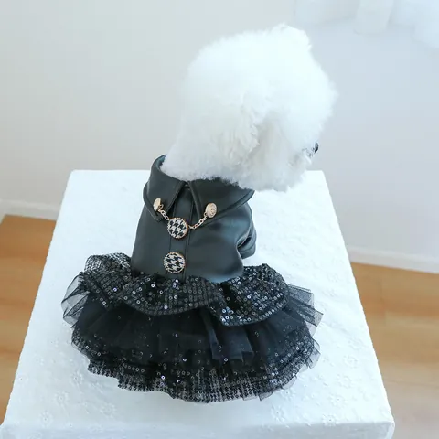 Vestido de Lujo Negro para Perro Mascota Cuero PU Falda Tutu de Malla con Lentejuelas Cadena de Oro Ropa para Fiesta Cumpleaños
