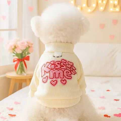 Haustier Hund Katze Warm Rippstrick Pullover Kiss Me Herz Stickerei Winterkleidung Mit Leinen D-Ring Creme Pullover