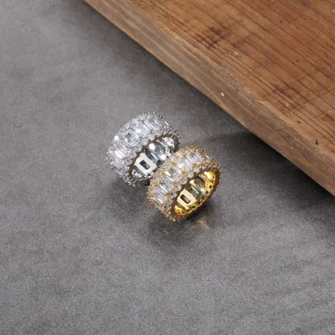 Bague Hip Hop en Cuivre Carrée Incrustée de Zircone AAA Iced Out Éternité Bijoux Plaqués Or Argent pour Homme Femme Fête
