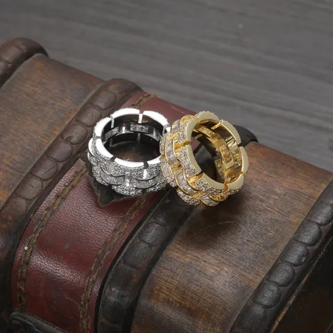 Anello Hip Hop a Fascia Larga da Uomo in Rame e Zirconia Iced Out Bling Anello a Catena Cubana Oro Argento Placcato Gioielli Punk