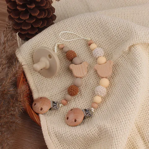 Beech Wood Bear Head Pacifier Clip Silicone Crochet Beads Baby Teether Chain Anti-Drop Holder For Infant Toddler Ins Style