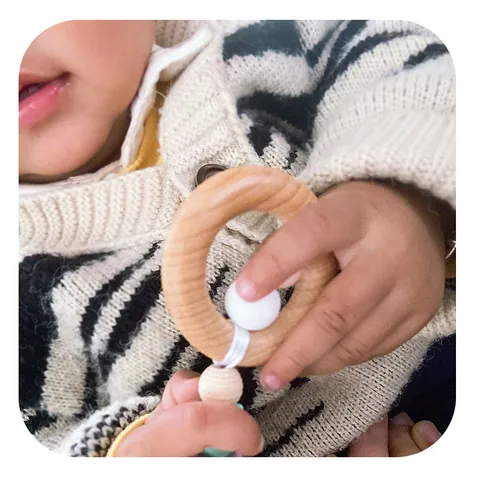 Infant Molar Teether Toy Natural Beech Wood Ring Silicone Beads Rattle Baby Sensory Grasping Montessori Toy Newborn Gift