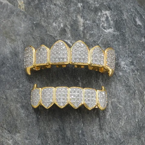 Unisex Hip Hop Grillz Χάλκινο Μικροπλακόστρωτο Ζιρκόνια Δόντια Βαμπίρ Πάνω Και Κάτω Grillz Για Κοσμήματα Μόδας Δρόμου