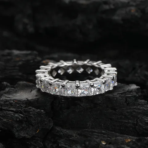 Anello in Rame da Uomo Hip Hop con Intarsio di Zirconi Quadrati Placcato Oro Argento Fascia Eternity Gioielli Moda Rap per Uomo