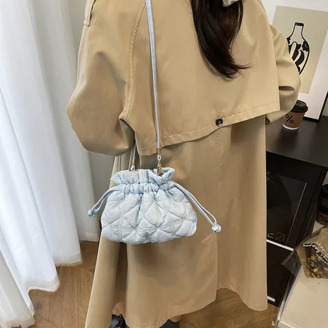 Minimalistische Gesteppte Nylon Beuteltasche Damen Puffy Cloud Crossbody Schultertasche Vielseitige Lässige Handtasche