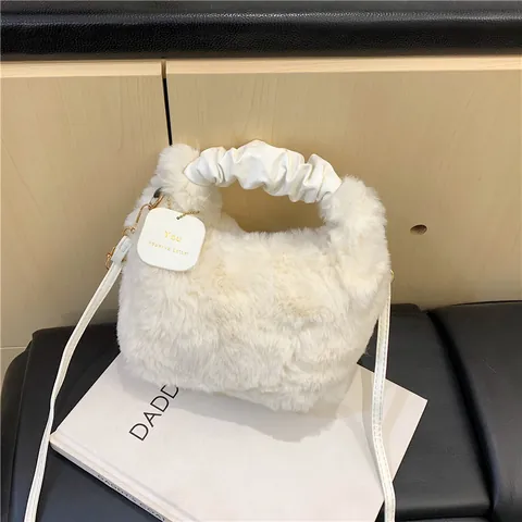 Winter Fashion Women Plush Faux Fur Handbag Soft Shoulder Crossbody Bag With Pleated Handle Casual Daily Use Trendy Bags