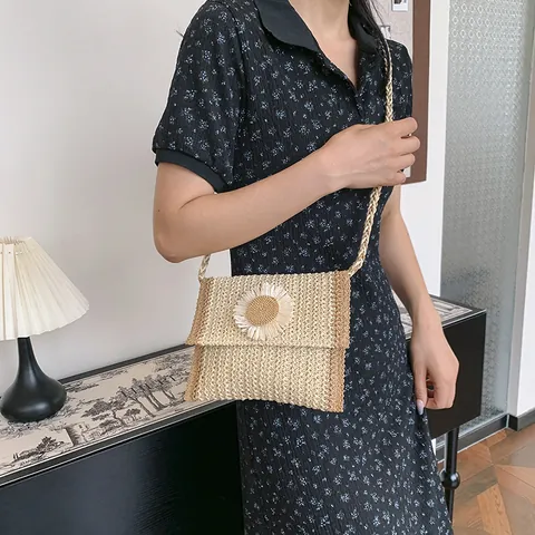 Damen Sonnenblume Strohgeflecht Umhängetasche Handgefertigt Gänseblümchen Floral Kleine Quadratische Strandtasche Für Sommerurlaub