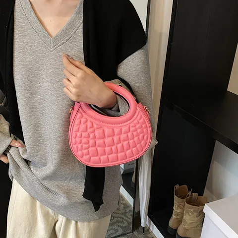 Minimalist PU Leather Crescent Shoulder Bag For Women New Quilted Crossbody Handbag With Circular Handle Fashion Bag
