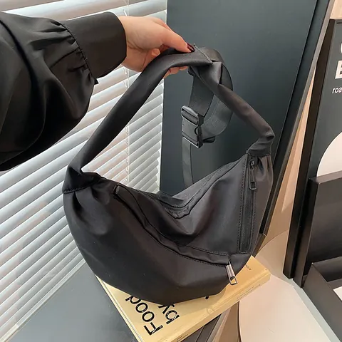 Women's Minimalist Solid Color Composite Fabric Crossbody Bag Large Capacity Crescent Dumpling Shoulder Bag With Adjustable Strap