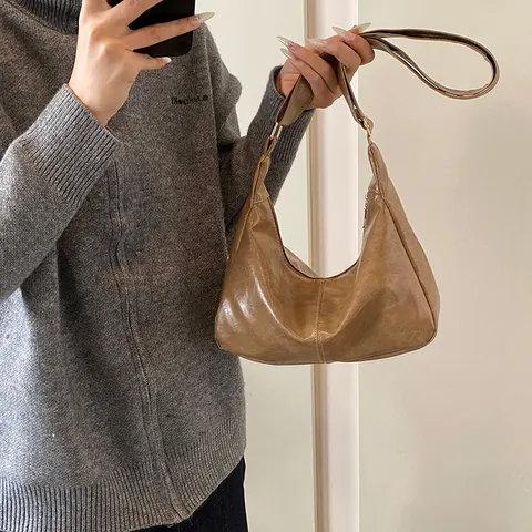 Vintage PU Leather Tote Bag For Women Large Capacity Retro Solid Color Shoulder Bag With Adjustable Strap Fashion Hobo Bag
