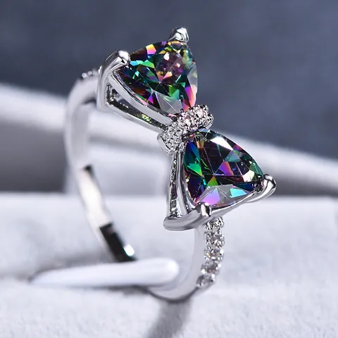 Luxury Bowknot Copper Ring With Triangular Zirconia Elegant Sweet Style Sparkling Finger Jewelry For Women Party Wedding Gift