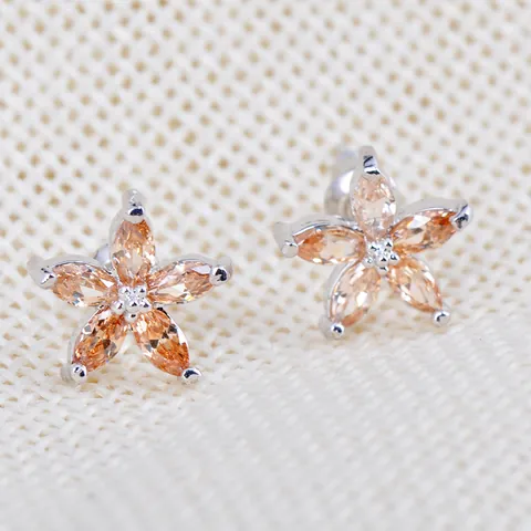 Boucles d'Oreilles Clous Élégantes à Cinq Pétales pour Femmes Cuivre Avec Zircone Cubique Taille Marquise Bijoux Floraux Scintillants