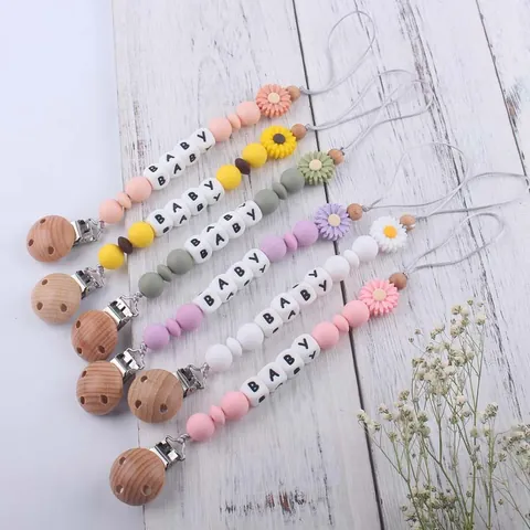 Cartoon Daisy Silicone Baby Pacifier Clip With Wooden Holder Personalized Letter Beads Infant Teether Chain Teething Toy For Boys Girls