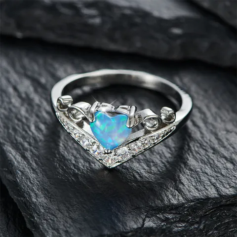 Women's V-Shaped Crown Heart Synthetic Opal Ring Copper Zirconia Inlaid Elegant Wedding Party Finger Jewelry Silver Tone