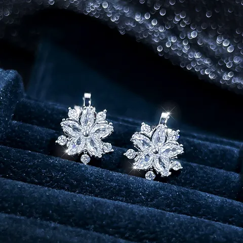 Prachtige Koperen Zirkonia Bloem Oorclips Voor Vrouwen Koreaanse Stijl Bloem Strass Niet Gepiercte Oorbellen Sieraden Cadeau
