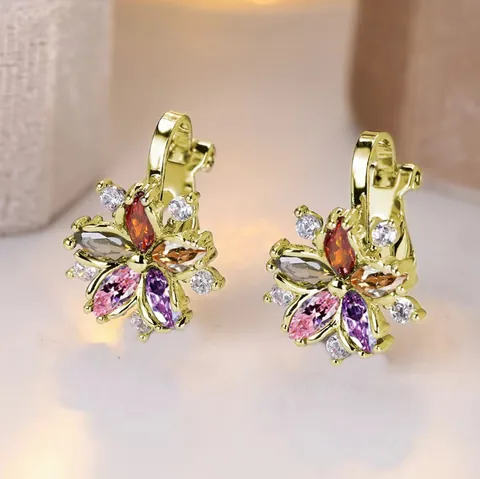 Prachtige Koperen Zirkonia Bloem Oorclips Voor Vrouwen Koreaanse Stijl Bloem Strass Niet Gepiercte Oorbellen Sieraden Cadeau