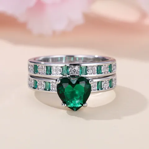 Fashion Copper Emerald Green Heart Cubic Zirconia Ring Set For Women Silver Plated Heart And Band Finger Rings Jewelry Gift