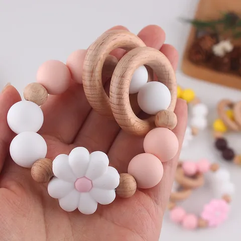 Baby Silicone Teether Rattle Toy With Beech Wood Rings Sunflower Daisy Flower Bracelet BPA Free Infant Grasping Teething Toy