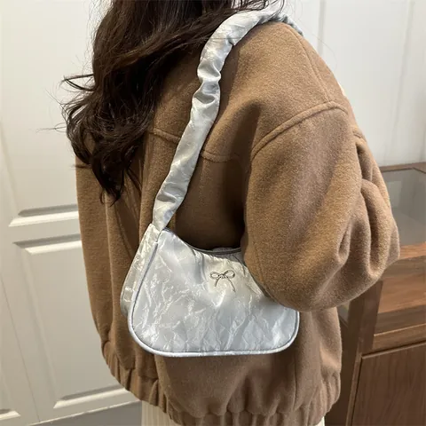 Bolso de Axila Estilo Coreano con Lazo y Fruncido para Mujer Moda Bolso de Hombro Aspecto Satén Color Sólido Elegante Diario