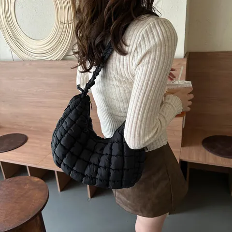 Sac à Épaule Matelassé pour Femmes Avec Bandoulière Plissée Sac Hobo Oxford Sac Cloud Tote Couleur Unie Sac à Main de Mode Quotidien
