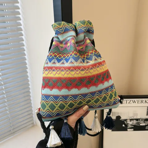 Damen Ethno Bohemian Gewebt Quaste Kordelzug Rucksack Buntes Geometrisches Muster Eimertasche Reisen Lässig Mode Schultertasche