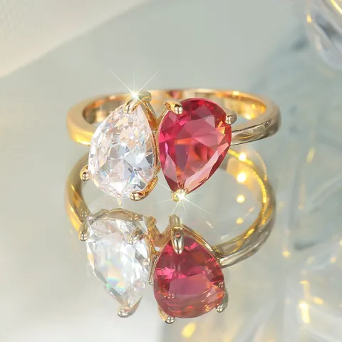 Elegante Anillo de Cobre Bañado en Oro Con Dos Piedras Para Mujer Con Zirconia Blanca Azul Roja Corte de Pera Joyería Toi Et Moi