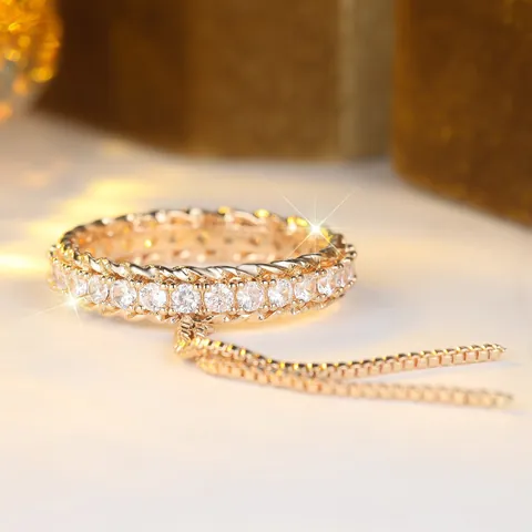 Luxus Kupfer Vergoldet Weiß Zirkonia Eternity Ring Mit Quaste Box Kette Gedrehte Kante Eleganter Schmuck Für Damen