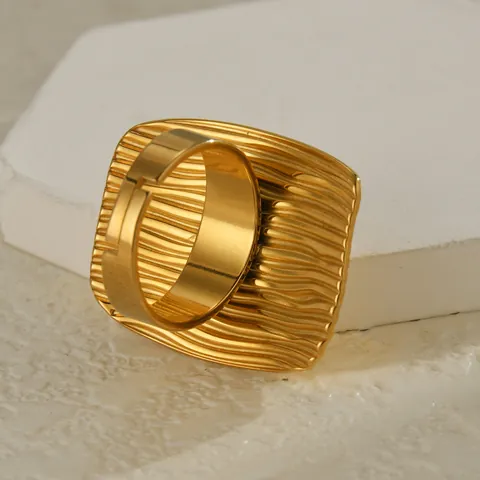 Geometric Textured Stainless Steel Gold Plated Minimalist Ring And Stud Earrings For Women Vintage Style Elegant Jewelry