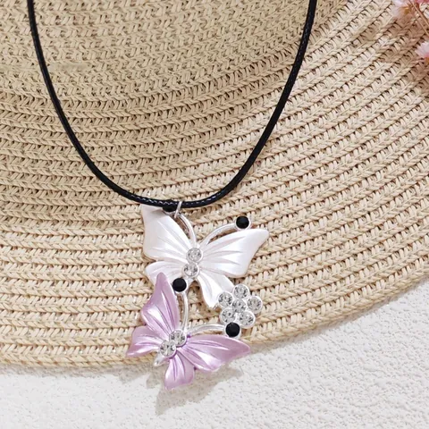 Sweet Butterfly Pendant Necklace For Women Alloy Rhinestone Black Cord Choker Fresh Elegant Daily Fashion Jewelry Accessory