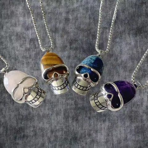 Collana con Pendente a Teschio in Lega e Pietra Naturale Gioielli Gothic Punk per Uomo Donna Regalo di Halloween Moda
