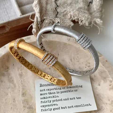 Brazalete Cepillado de Plata de Ley S925 Con Anillos Deslizantes de Circonita Lujo Patrón Hueco Pulsera Abierta para Mujer Joyería