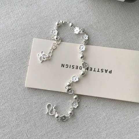 Bracelet en Argent Sterling S925 pour Femmes Élégant Papillon Ajouré Fleur de Pêcher Chaîne Réglable Bijoux de Mode