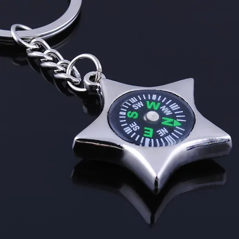 Creative Zinc Alloy Star Keychain With Functional Mini Compass Personalized Polished Metal Bag Charm Navigation Key Ring Accessory