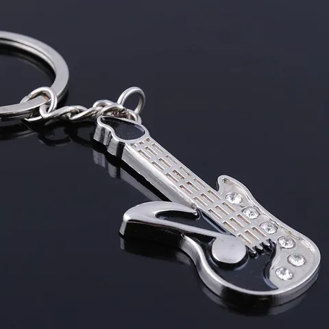 Porte-clés Guitare en Alliage de Zinc Avec Strass Note de Musique Métal Instrument de Musique Pendentif Sac pour Hommes Femmes