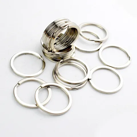 Anello Portachiavi in Metallo Rotondo Minimalista Accessori DIY Anello a Spirale Piatto per Chiavi Auto Casa Argento