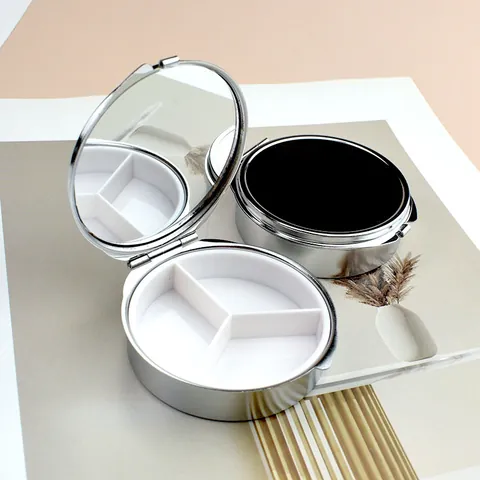 Portapillole Rotondo in Metallo Portatile Con Specchio per Trucco Multivani Contenitore per Gioielli Argento Organizzatore per Medicine da Viaggio