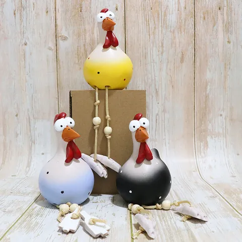 Funny Resin Big Eye Chicken Figurine Dangling Legs Pastoral Rooster Statue Garden Yard Home Table Shelf Decoration Animal Ornament