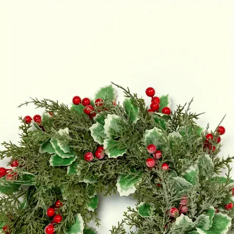 Ghirlanda di Natale Artificiale Con Bacche Rosse Aghi di Pino Brinati Foglie di Agrifoglio Per Porta D'ingresso Festa Decorazione Casa