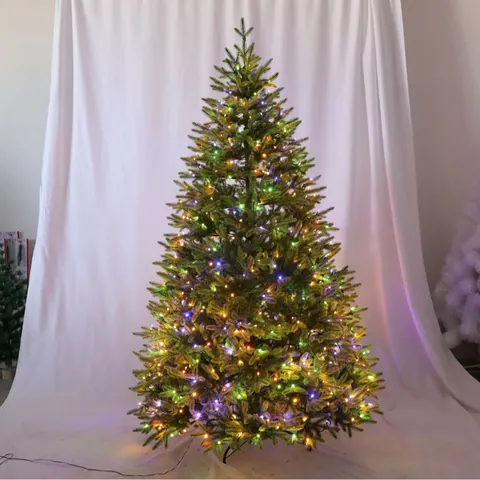 Albero di Natale Artificiale Realistico Con Luci LED Multicolore Materiale PE Verde Foresta Grande Albero per Decorazione Interna Con Supporto in Metallo