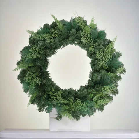 Künstlicher Weihnachtskranz PVC Kiefernnadel Grün Innen Außen Haus Deko Feiertag Party Hotel Dekoration Grüner Kranz